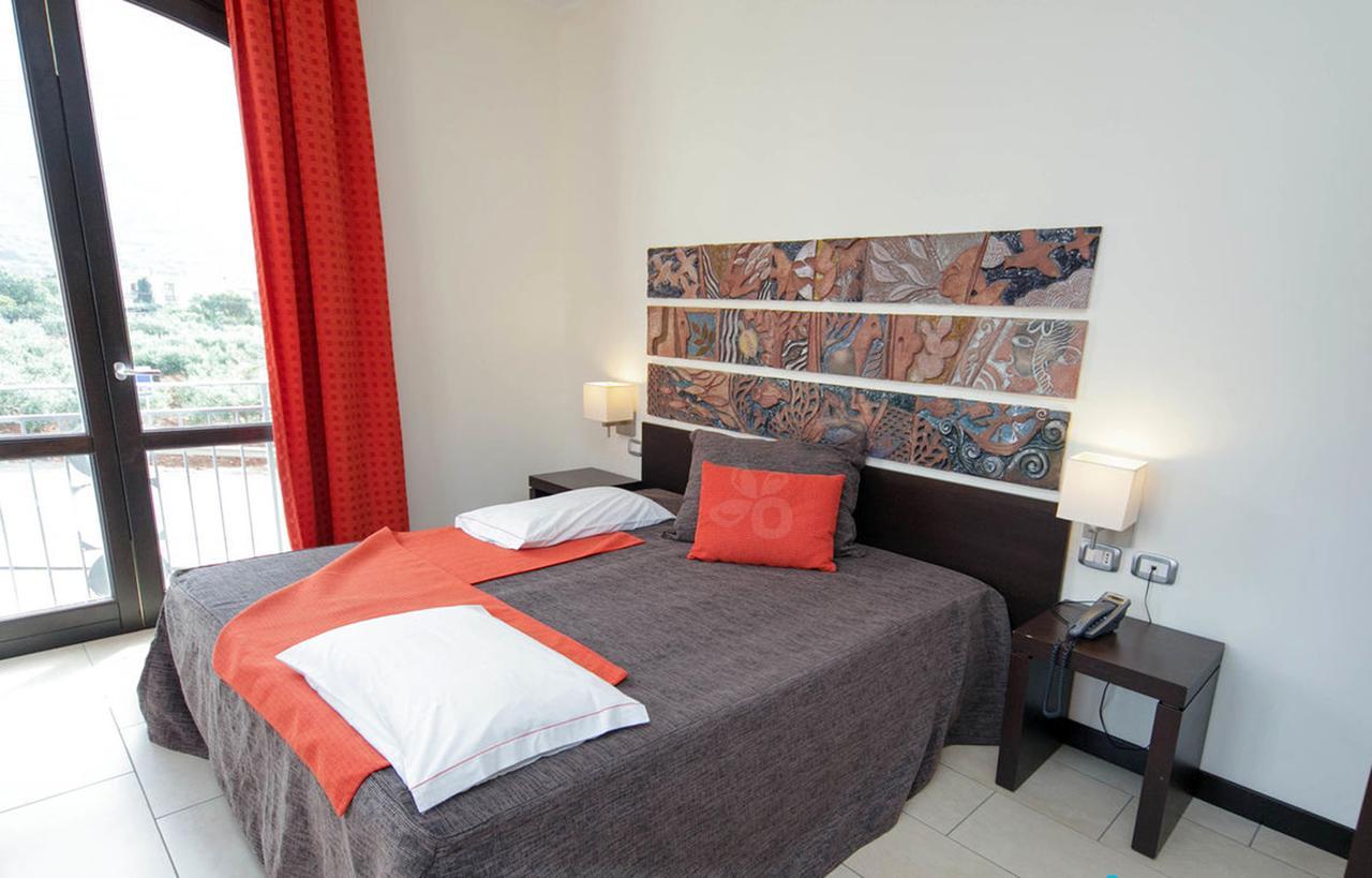 Hotel Al Ritrovo Castelluzzo Eksteriør bilde