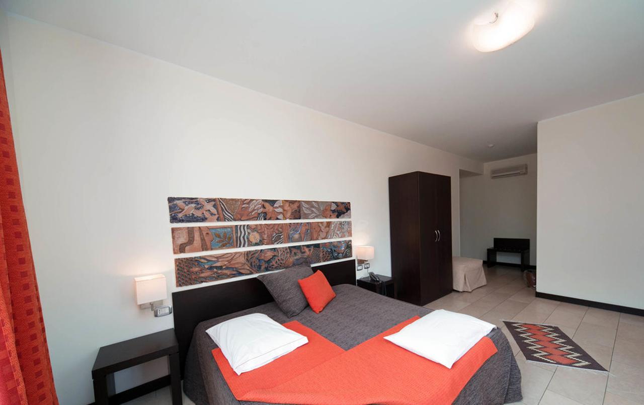 Hotel Al Ritrovo Castelluzzo Eksteriør bilde